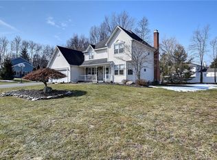 3 Rocamora Rd, Rocky Hill, CT 06067