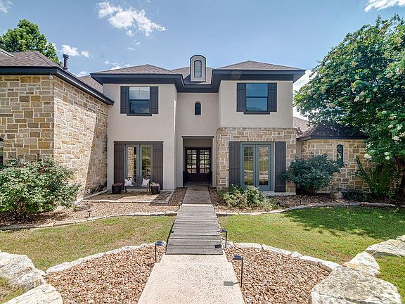 2nd image of 149 Stoneledge Dr
