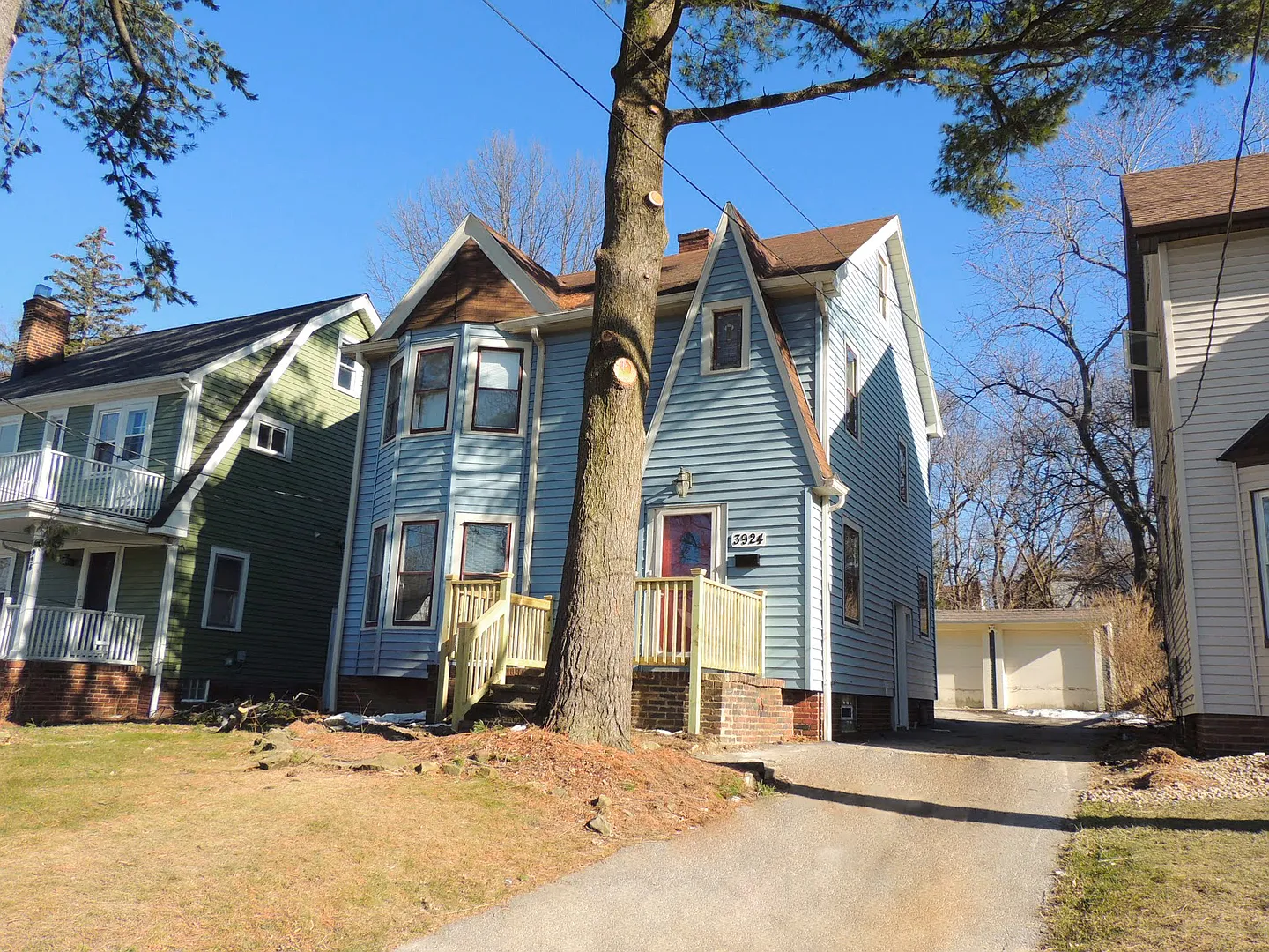 3924 Orchard Rd photo 1
