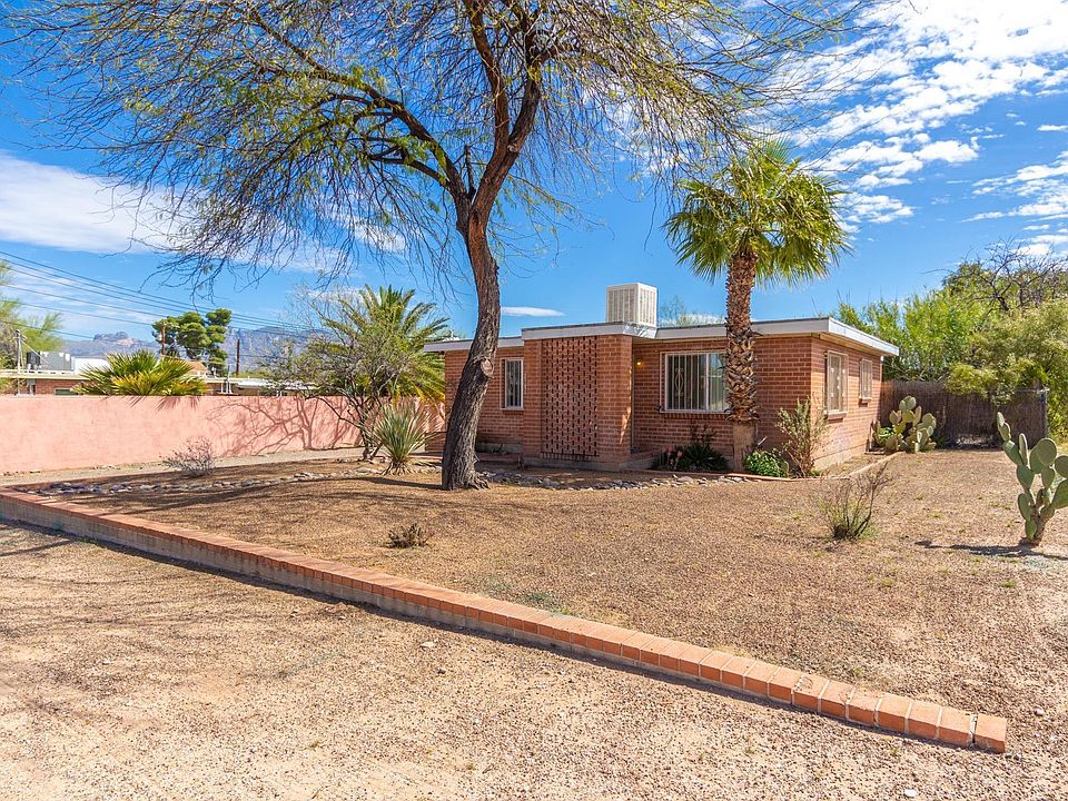 1st image of 2844 N Fontana Ave #3