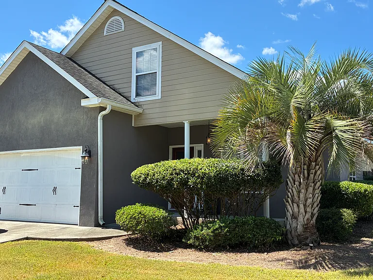 700 Bonnie Oaks Ln — Photo 1