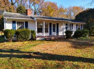 257 James Ln, Weems, VA 22576