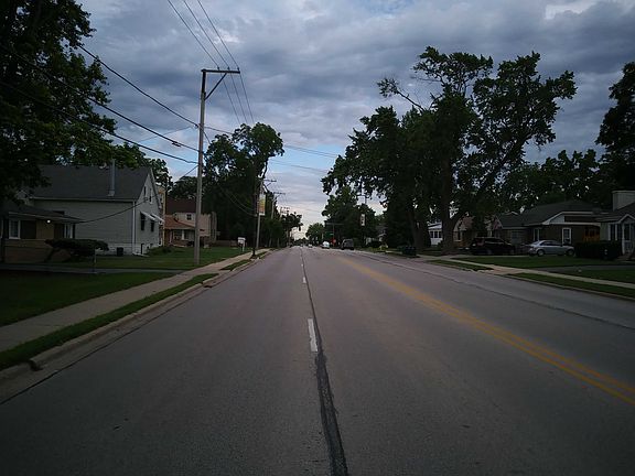 4th image of 402 S Westmore Ave