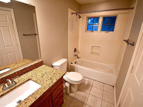 5th image of 3509 Hanover Ln