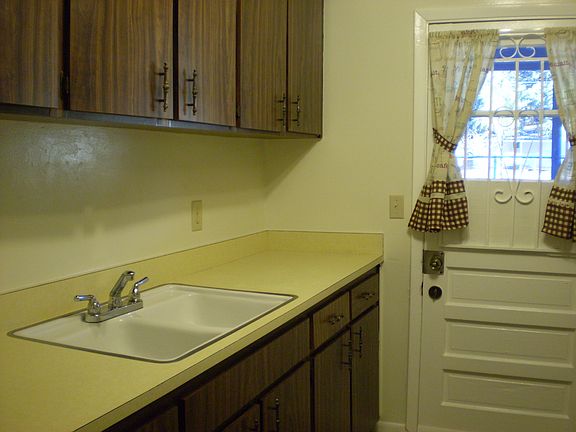 5th image of 8116 N Klondyke St