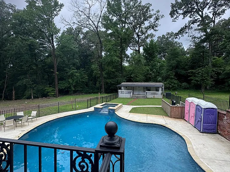 3910 James Rd — Photo 37