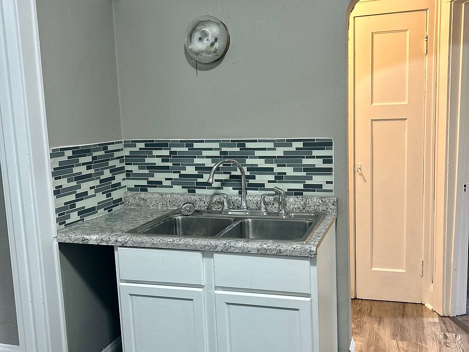 2nd image of 3056 N 25th St