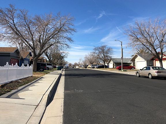 4th image of 345 E Avenue J7