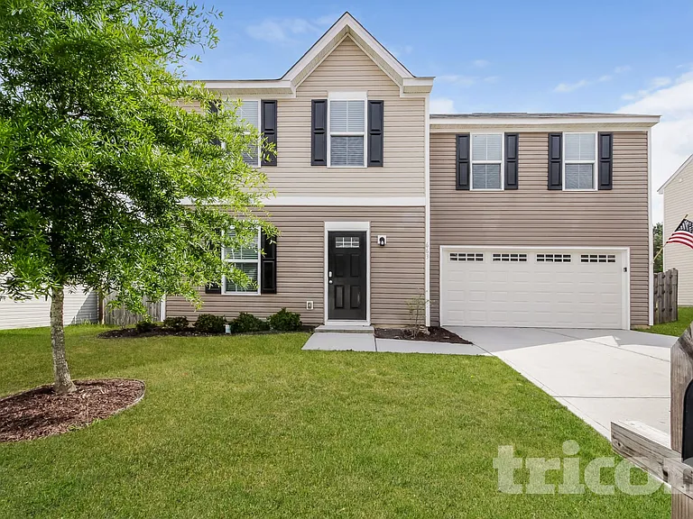 663 Sequoia Dr — Photo 1