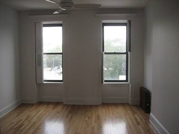 1st image of 274 5th Ave APT 3R