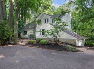 25 Laurel Brook Rd, Lincroft, NJ 07738