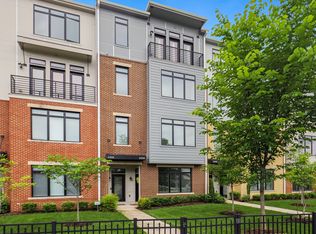 1010 Ribbon Limestone Ter SE, Leesburg, VA 20175