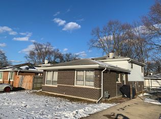 14743 Trumbull Ave, Midlothian, IL 60445