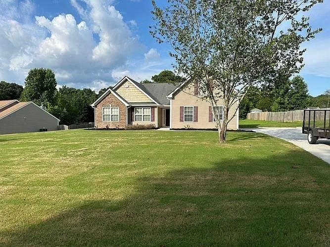 605 McDowell Ln photo 1