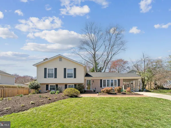 1903 Leo Ln, Alexandria, VA 22308