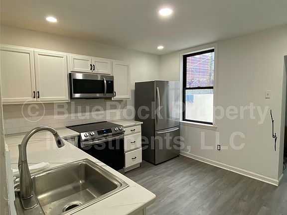 2nd image of 1726 Blair St #1