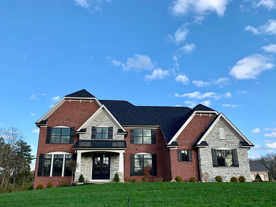 1st image of 590 Forestedge Dr #4