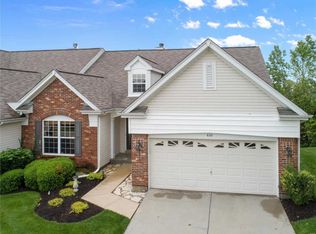 628 Bluffs View Ct, Eureka, MO 63025