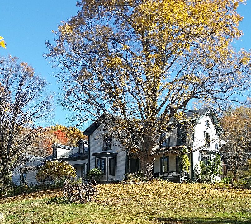 1st image of 62 Streeter Hill Rd
