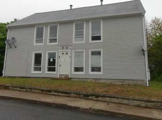 9 Anthony St, Coventry, RI 02816