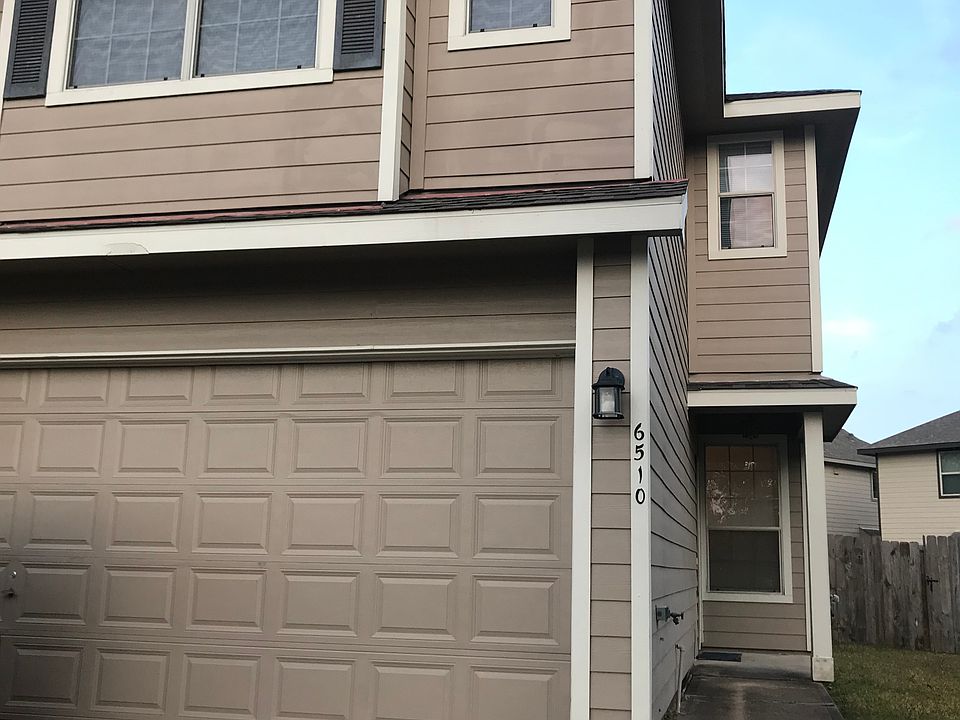 Garage, Front Entrance