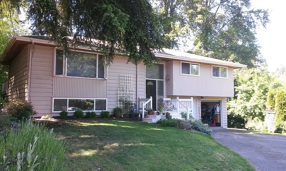 2nd image of 6257 NE 204th Pl