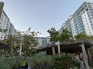 2301 Collins Ave #542 — Photo 33