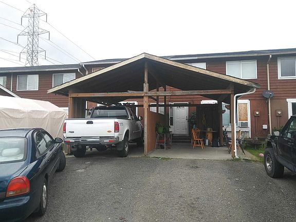 3rd image of 8915 11th St NE