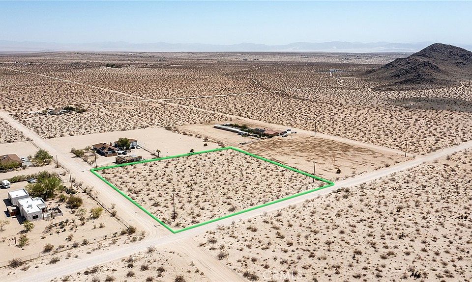 1st image of 62826 Moonlight Mesa St #31