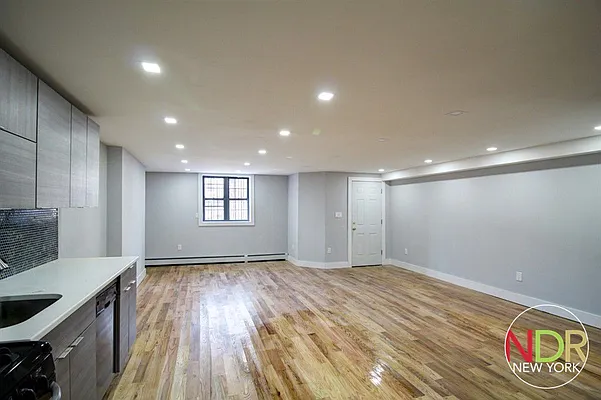 Rented by Next Door Realty NYC | media 16