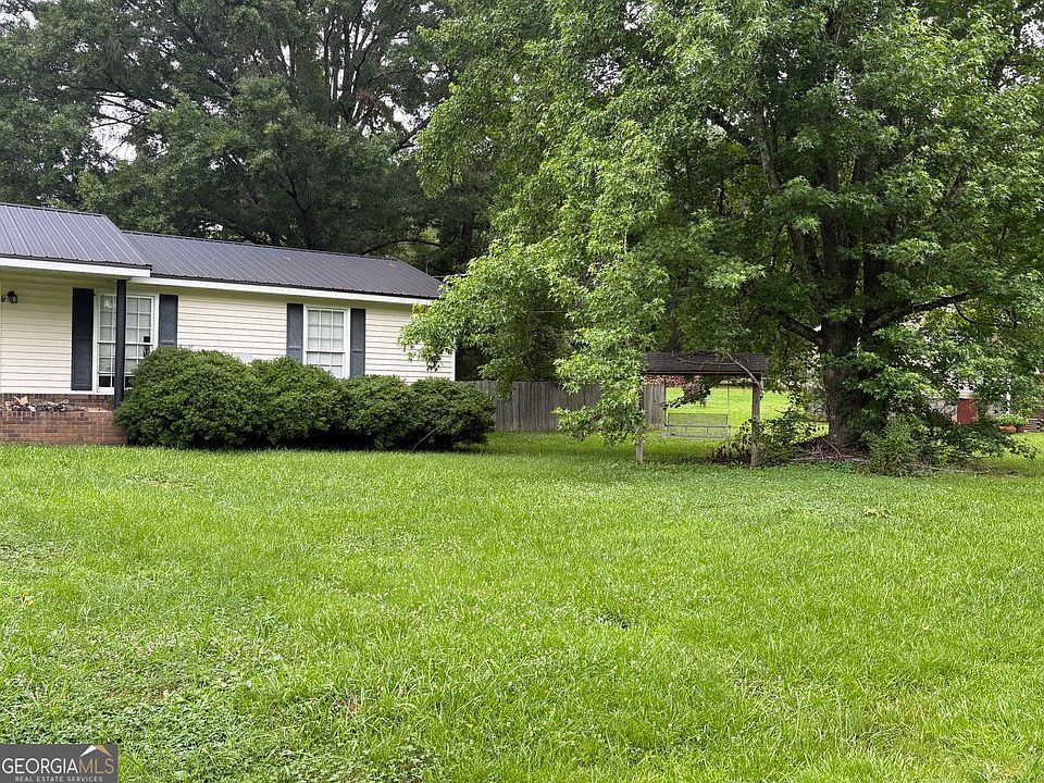 2nd image of 1068 Judkin Mill Rd
