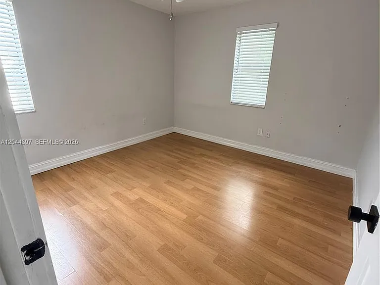 20501 SW 50th Pl — Photo 19