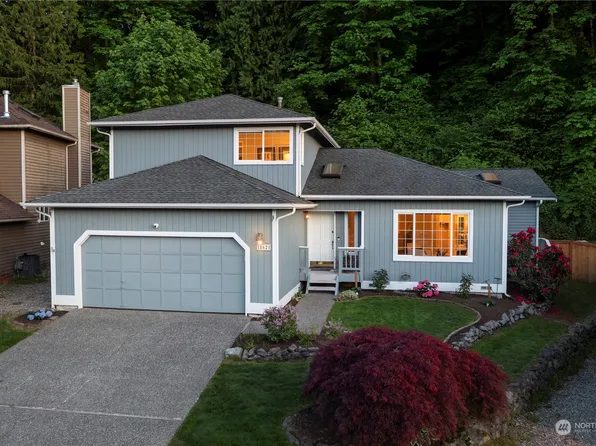15621 160th Court SE, Renton, WA 98058