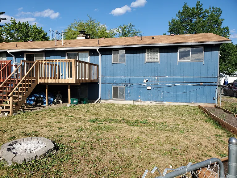 823 N Sargent Rd — Photo 20