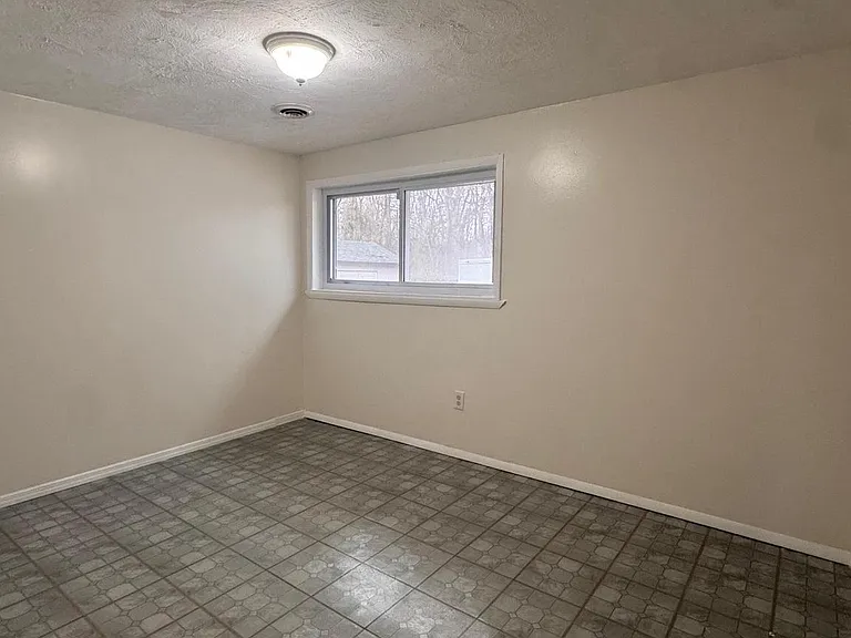 124 Gravesmith Dr — Photo 13