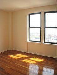 3rd image of 3647 Broadway APT 10D