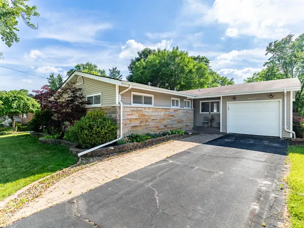 8032 Kooy Dr, Munster, IN 46321