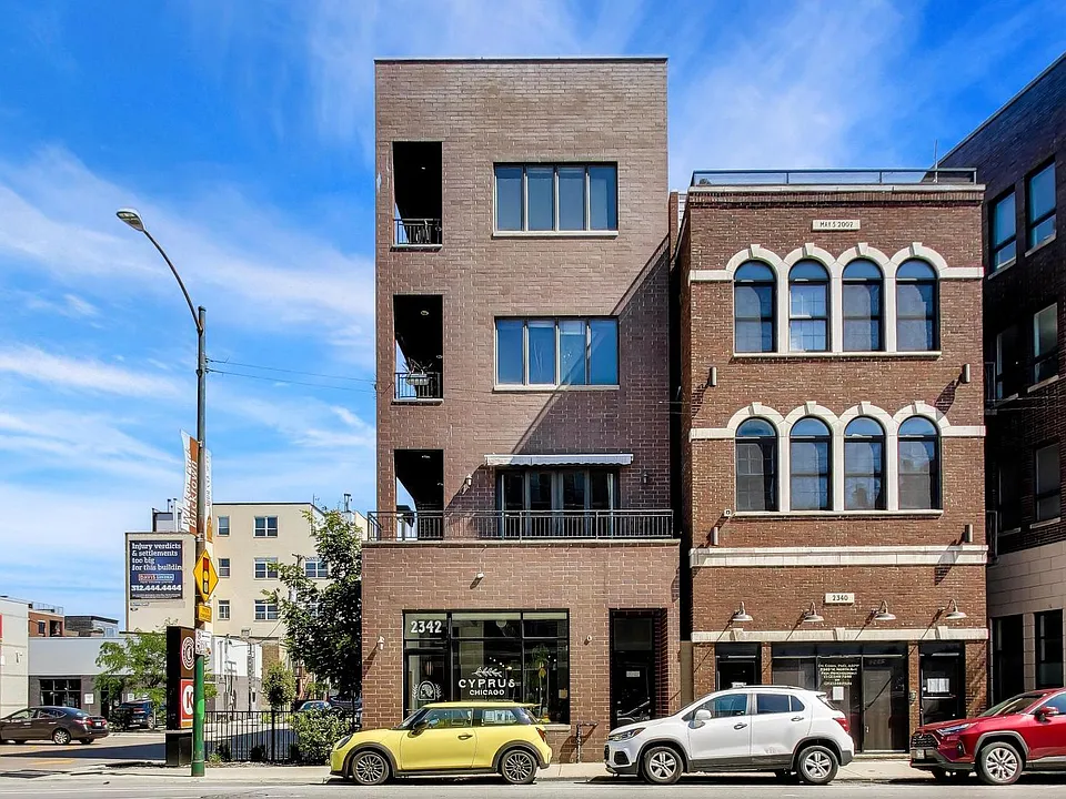 2342 W North Ave #401
