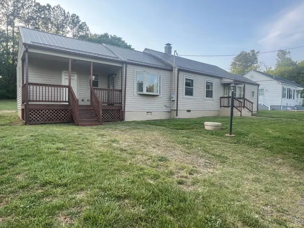 509 Riverbend Rd, Altavista, VA 24517