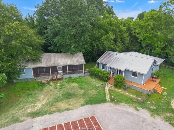 12863 Emu Ln, North Zulch, TX 77872