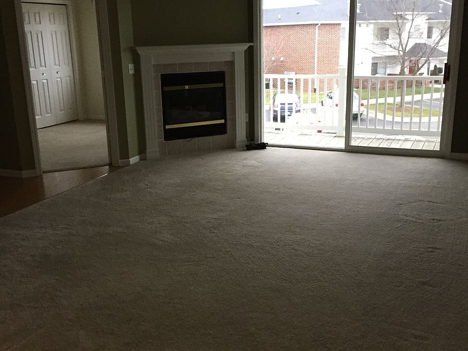 Front entry/living room