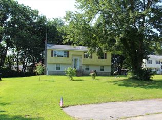 3 Howard George Ct, Salisbury, MA 01952
