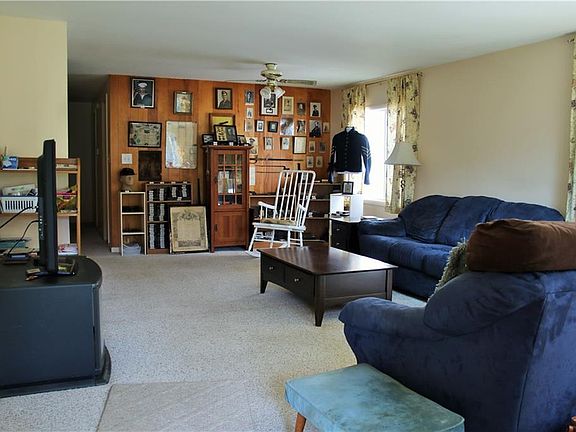 3rd image of 240 Ferndale Dr