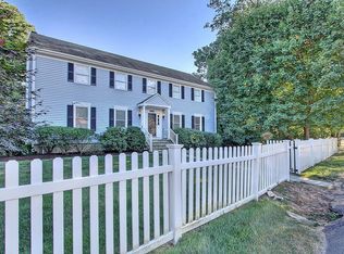 1093 Mill Hill Ter, Southport, CT 06890