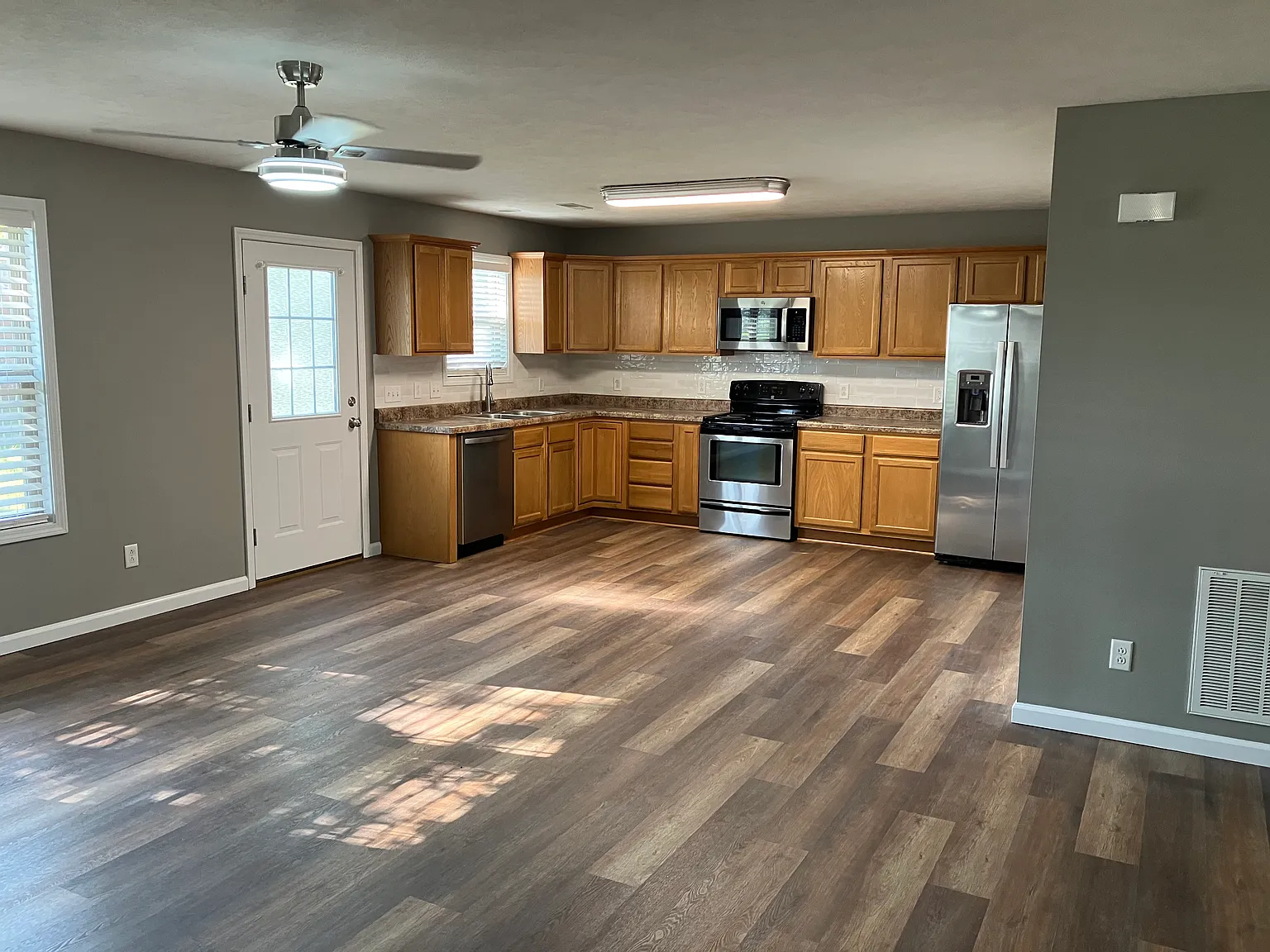 15182 Fietsam Road — Photo 3