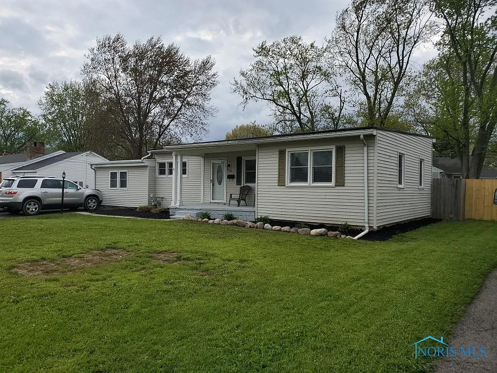 232 W Melrose Ave photo 1