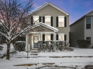 986 Four Seasons Blvd, Aurora, IL 60504