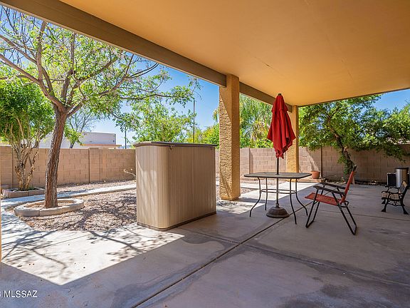 3rd image of 2849 W Duskywing Dr