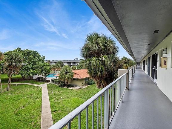 3rd image of 250 Layne Blvd APT 304
