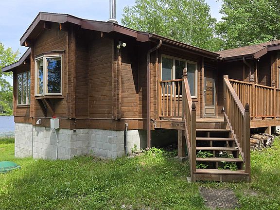 3rd image of 7490 Bayside Dr